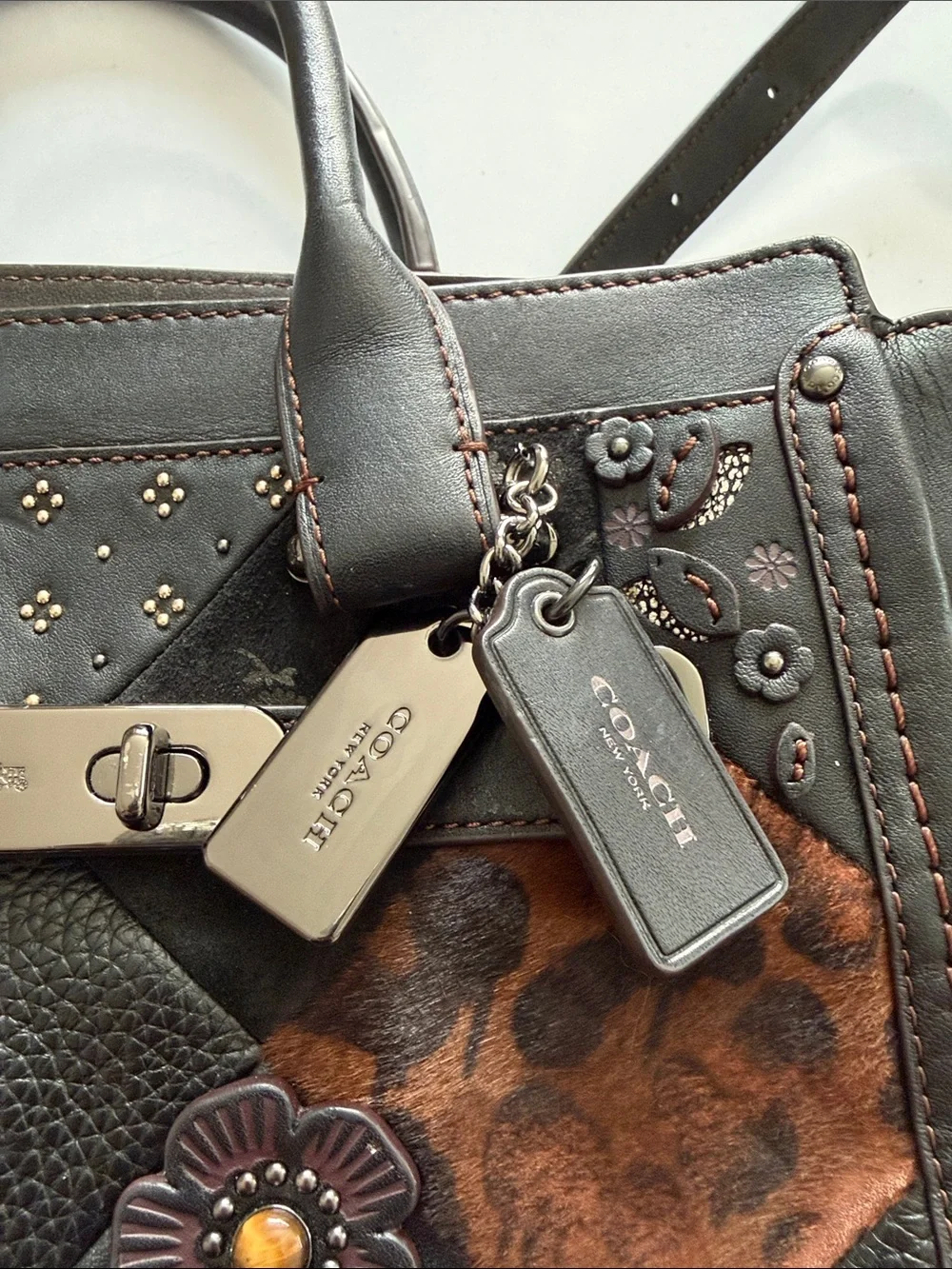 Coach vintage tea